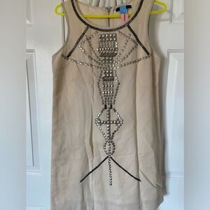 Beautiful linen dress - decorated with flats aluminum tackles- Cruise season !!!